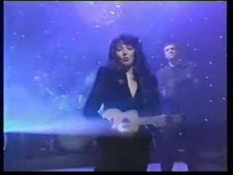 704b27084030f0e97ce3ce3e5953e9e5 Kate Bush - Rocket Man (Wogan) - (1991) - wunschradio.fm | Musikwunsch kostenlos im Radio