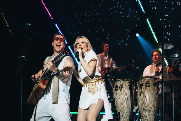 02_ABBAMANIA-THE-SHOW_Credit_MilanSchmalenbach-e26be591 Weihnachts-Gewinnspiel 2023 &ndash; wunschradio.fm | Musikwunsch kostenlos im Radio